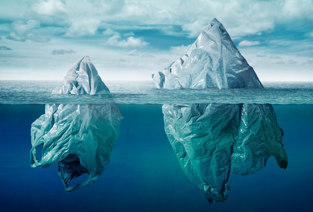 plastic-bags-as-icebergs