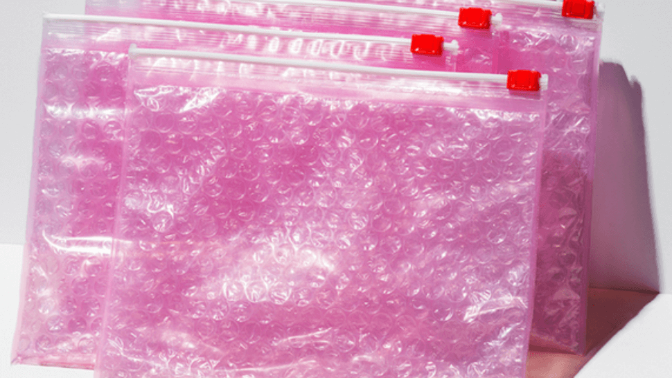 GLOSSIER BUBBLE WRAP BAGS